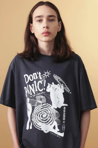 Don't Panic Unisex Y2K T-shirt